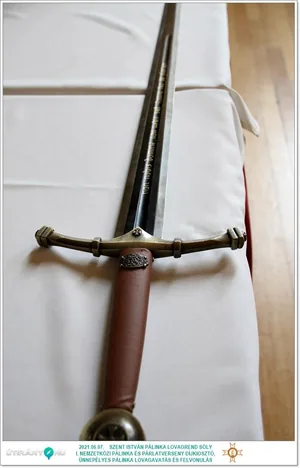 Díjkiosztó, szentelés, avatás, felvonulás