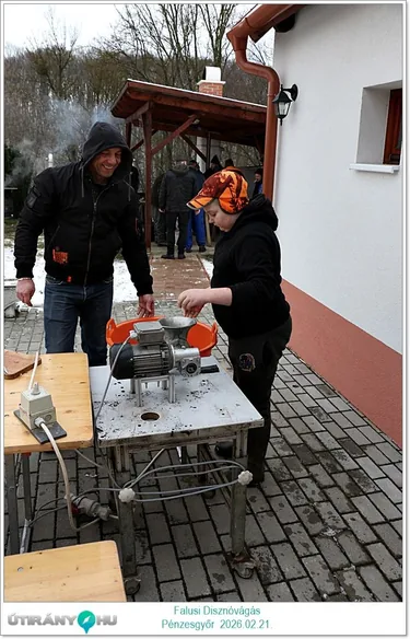 Falusi Disznóvágás