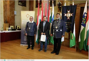 Fotók, Útirány.hu