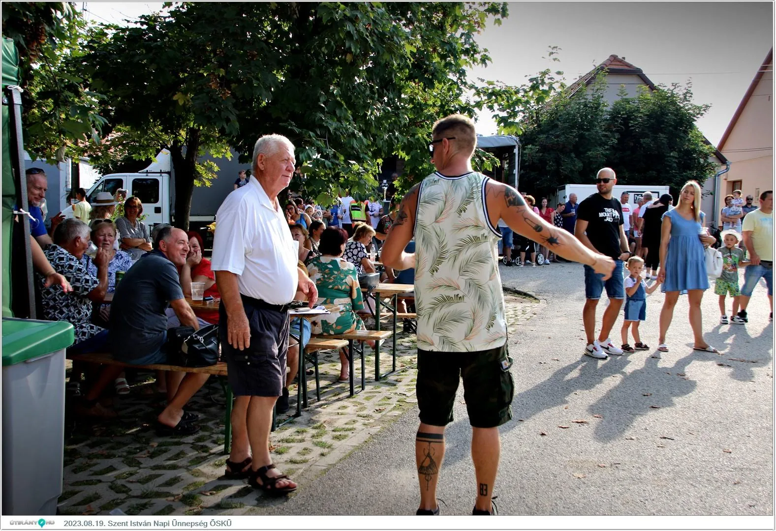 Fotók, Útirány.hu /délután, este /: