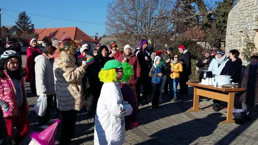 'III.Jelmezes szilveszteri futás' cikk borítóképe