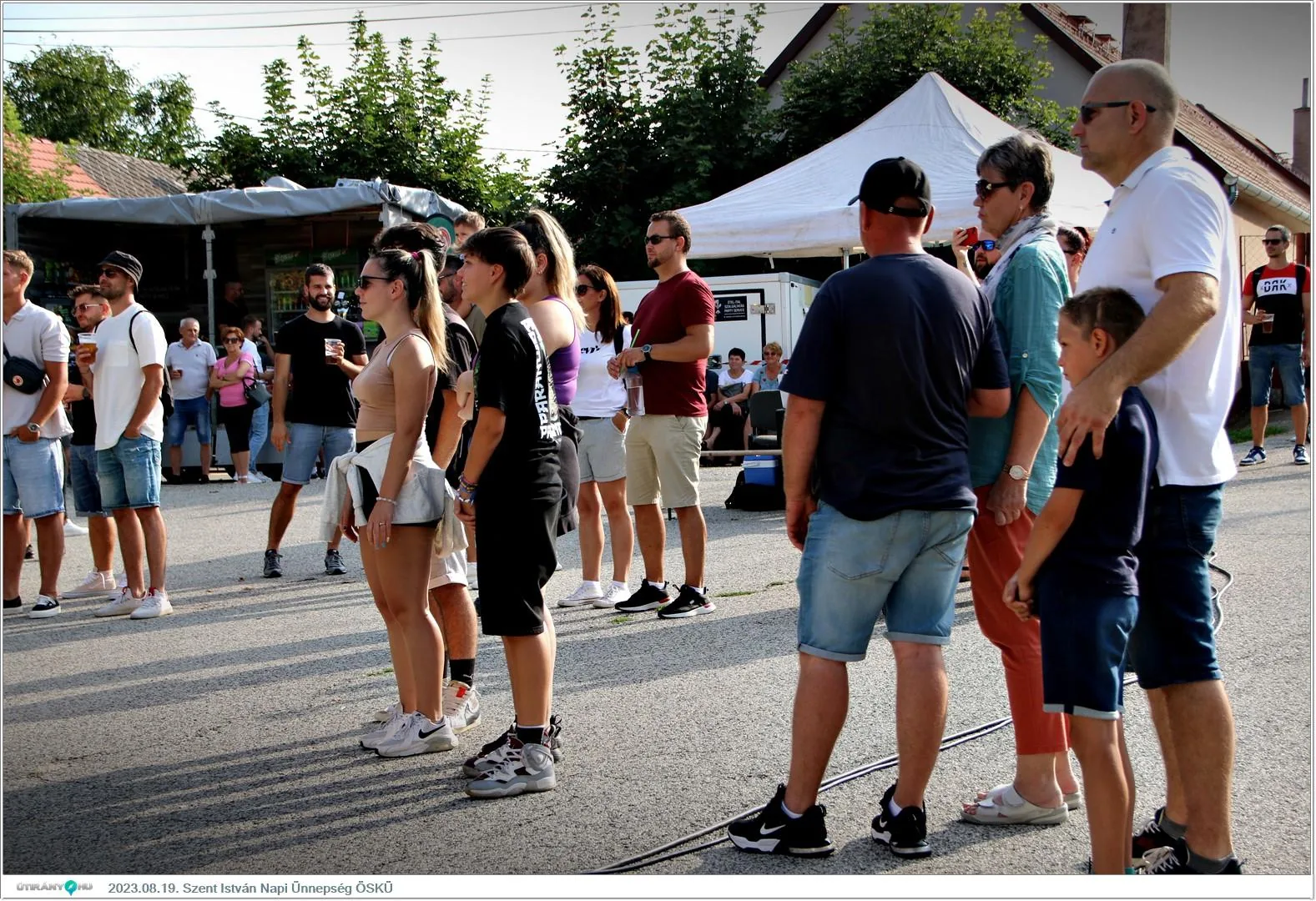 Fotók, Útirány.hu /délután, este /: