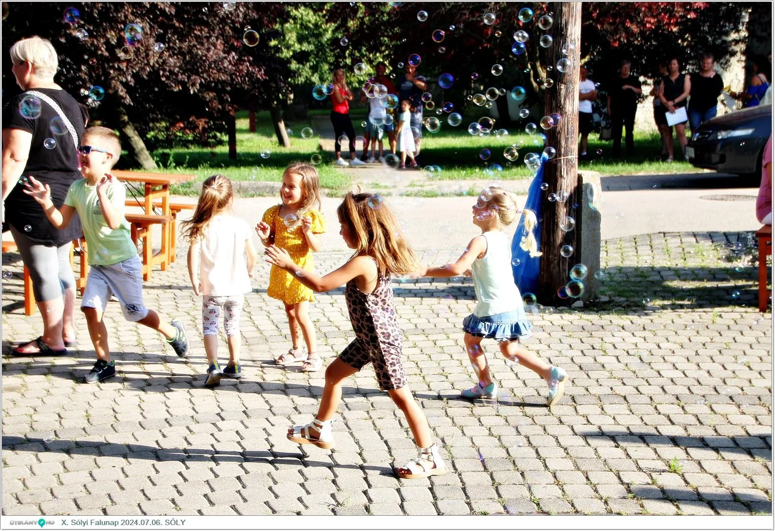 Fotók, Útirány.hu 2024