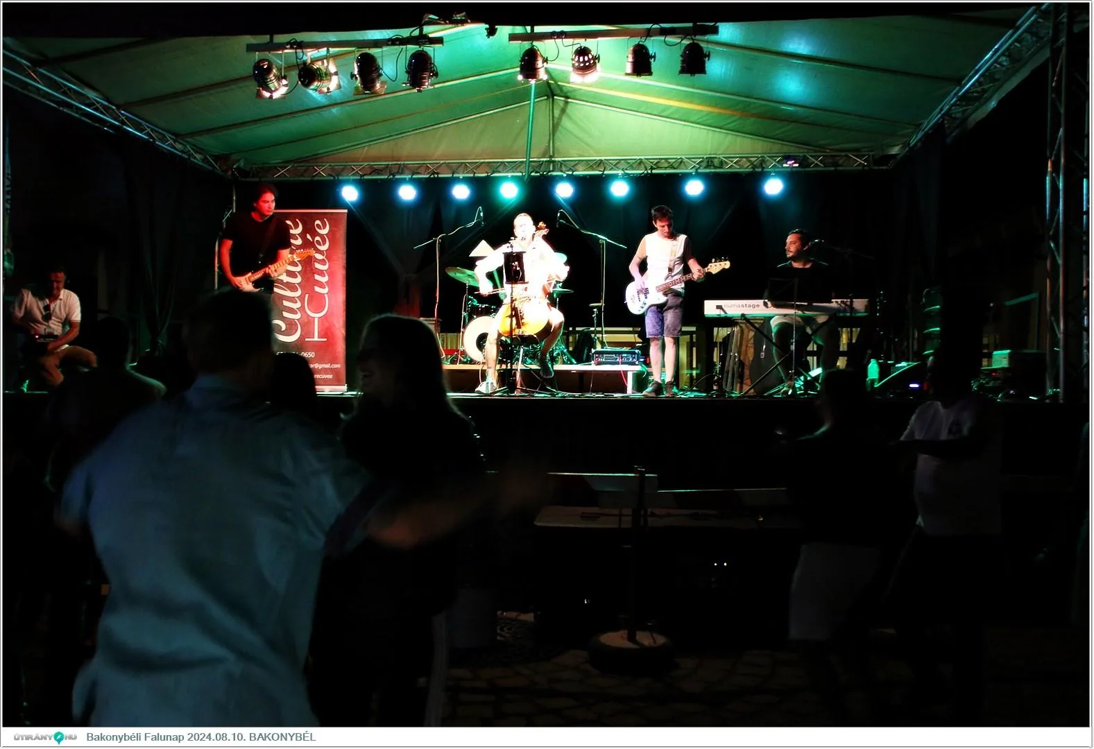 Fotók, Útirány.hu