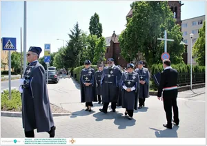 Díjkiosztó, szentelés, avatás, felvonulás