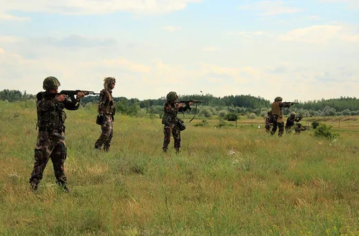 'Áprilisi lőtérértesítő' cikk borítóképe