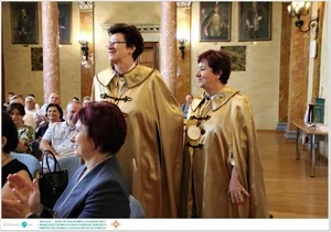 Díjkiosztó, szentelés, avatás, felvonulás