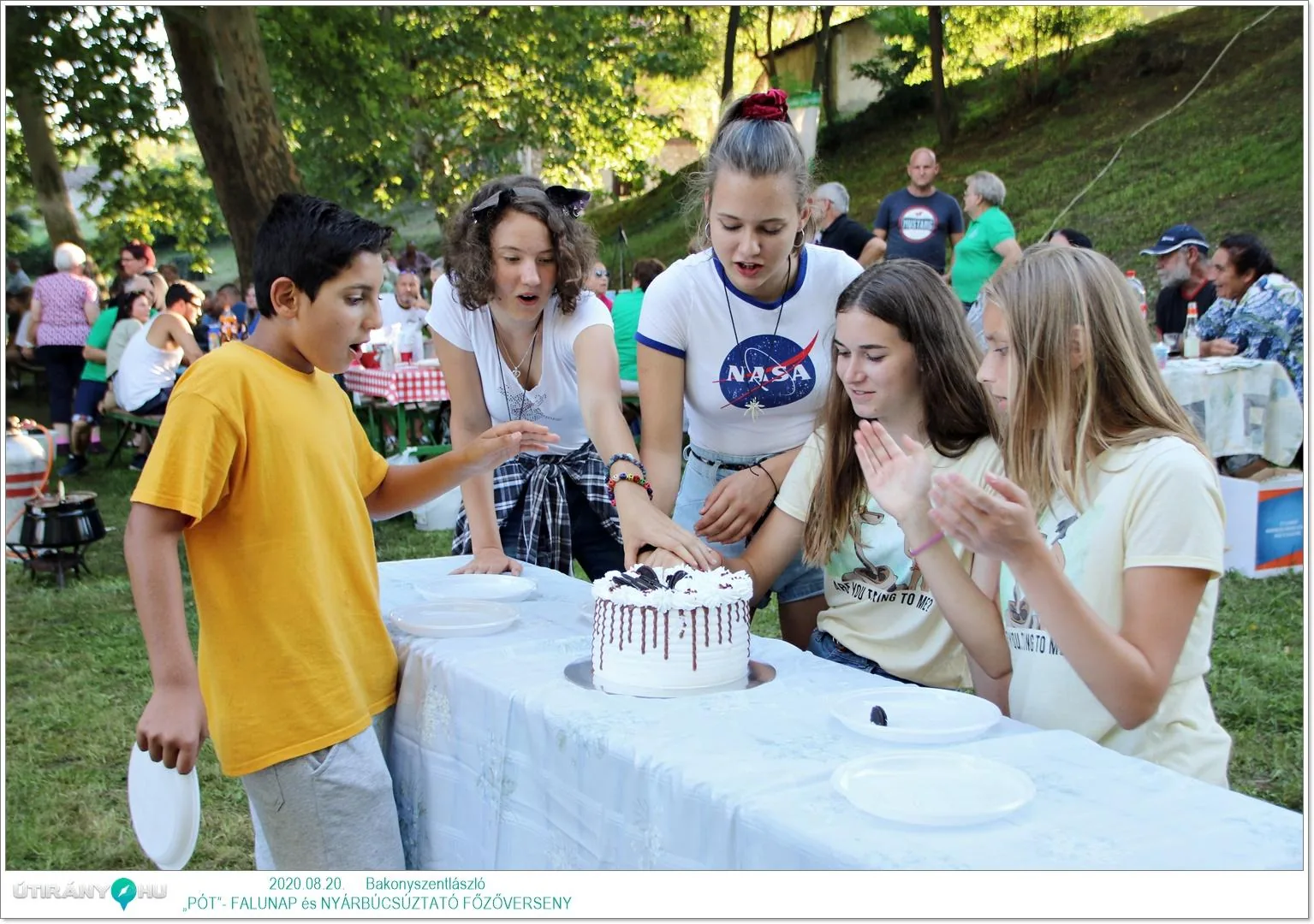 „PÓT”- FALUNAP és NYÁRBÚCSÚZTATÓ FŐZŐVERSENY KÉPEK / Fotók: Útirány.hu