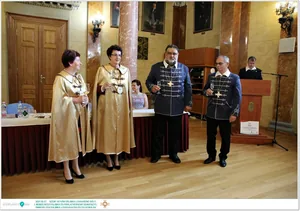 Díjkiosztó, szentelés, avatás, felvonulás