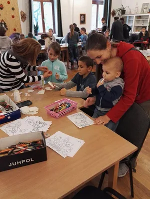 Kézműves foglalkozás