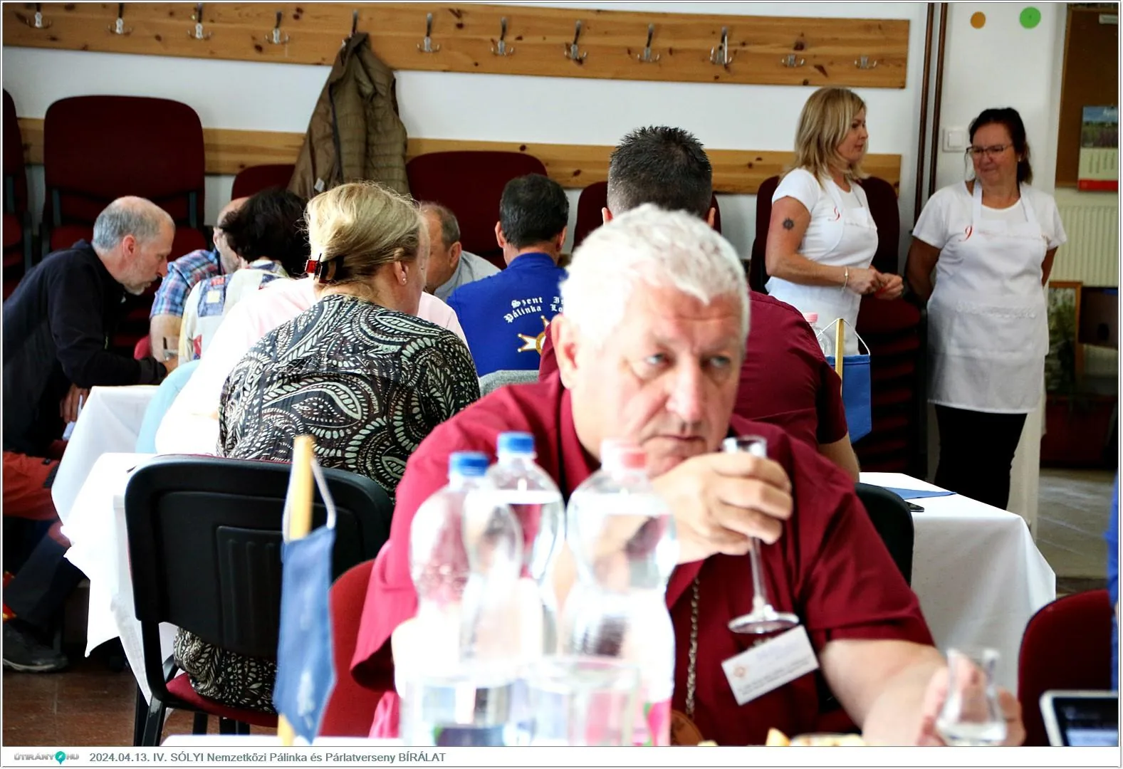 A bírálat pillanatai. Fotók: Útirány.hu